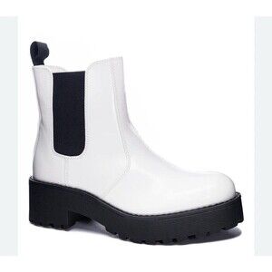 New Dirty Laundry Montana Patent White Boots Women’s 8